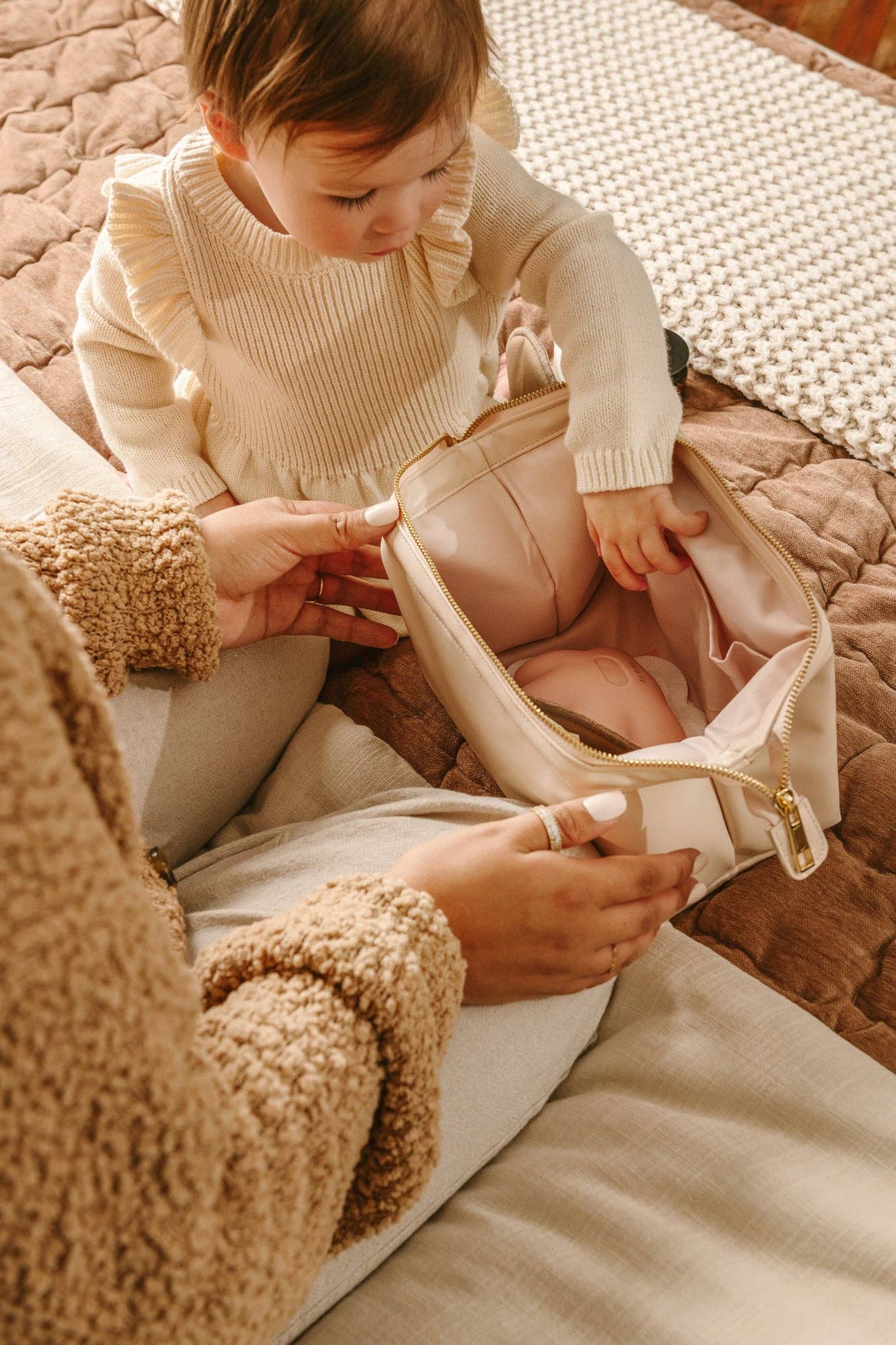 Vegan Leather Stand up Mama Bag | New Mum Gift, Postpartum Care Nursing Accessory Bag,