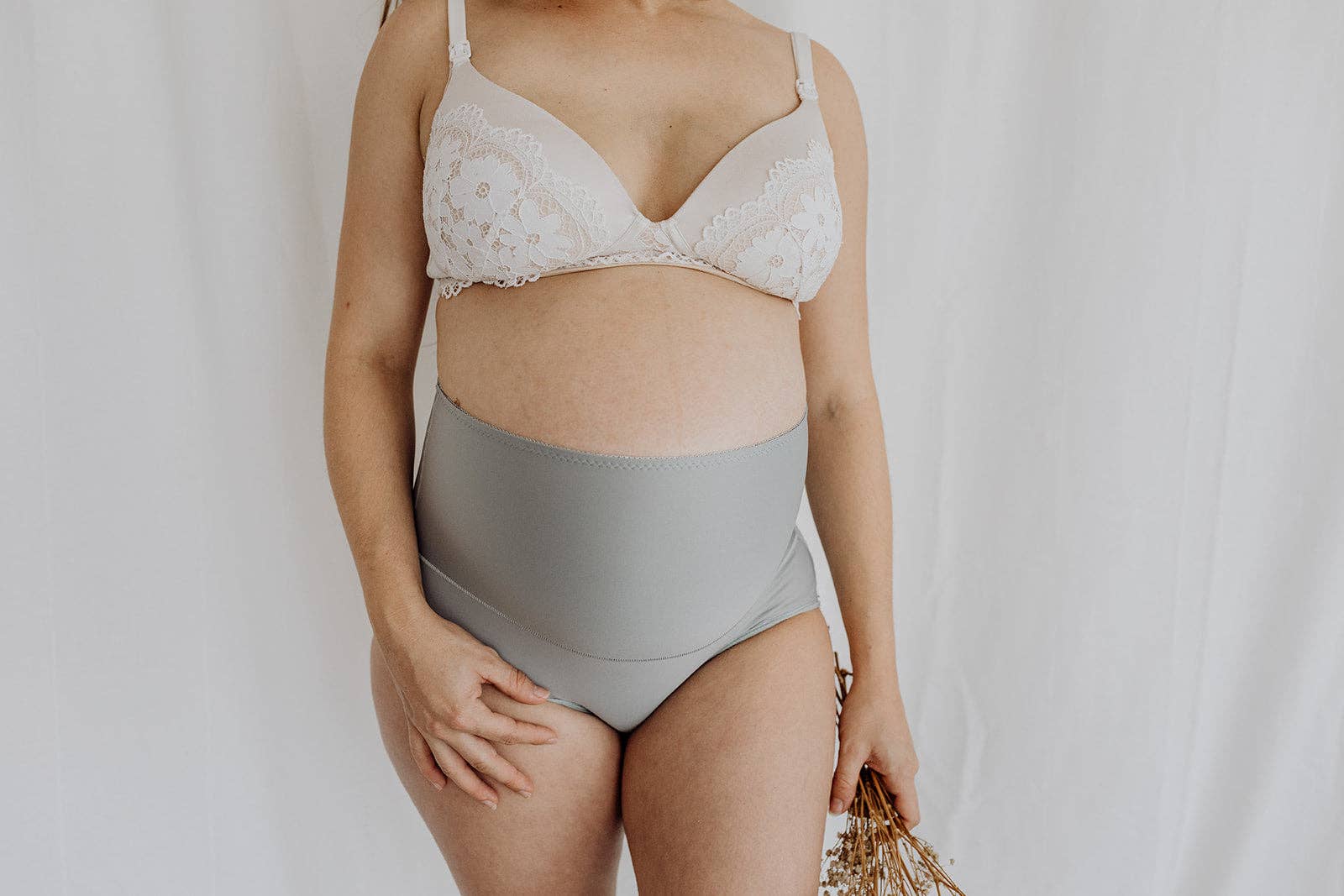 Postpartum Recovery Underwear: Black / 14