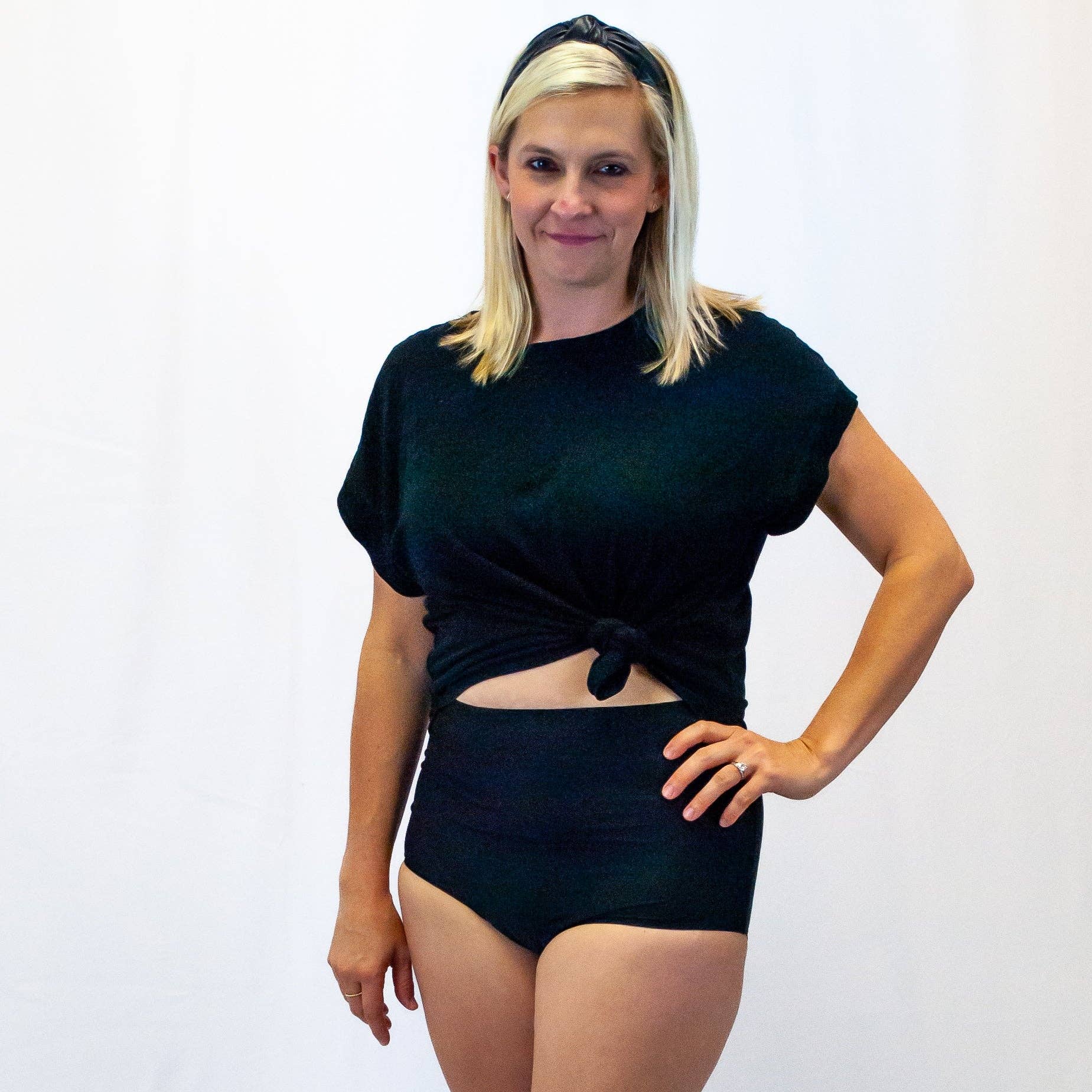 Postpartum Care Australia: Postpartum Leak-proof Underwear: 1-pair / S-M